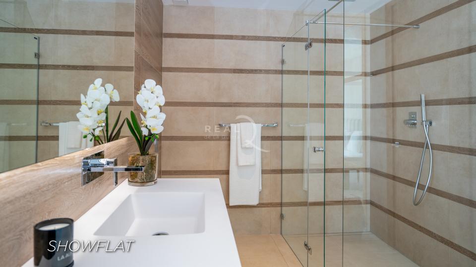 Olivos Showflat - Bathroom