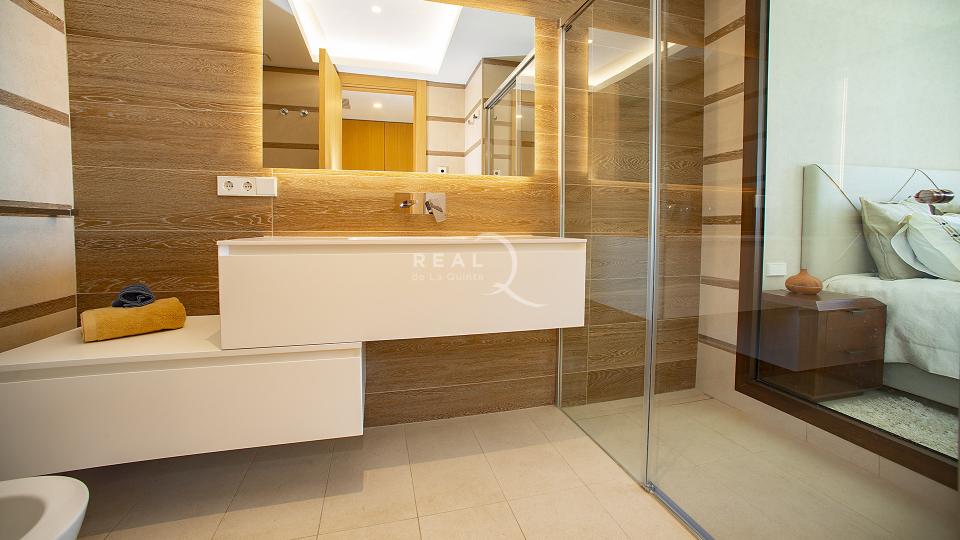 bathroom ensuite