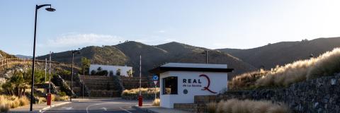 entrance at real de la quinta