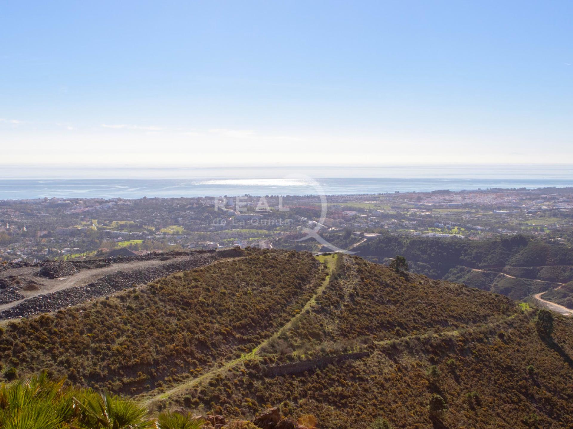 Plots at Real de La Quinta