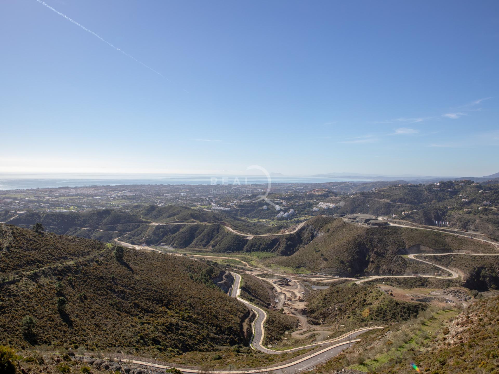 Plots Views at Real de La Quinta