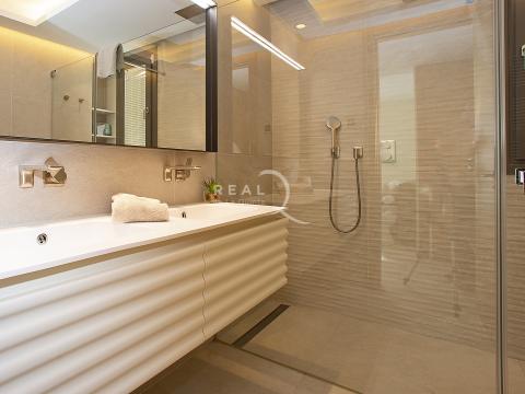 bathroom ensuite